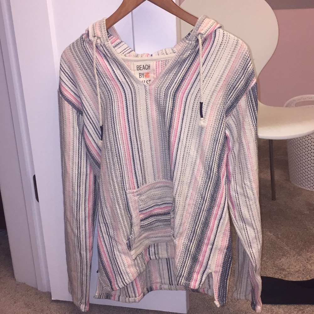 Beachy “drug rug”